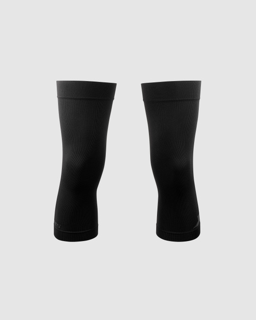 Cycling Warmers and Protectors for Men in Outlet | ASSOS