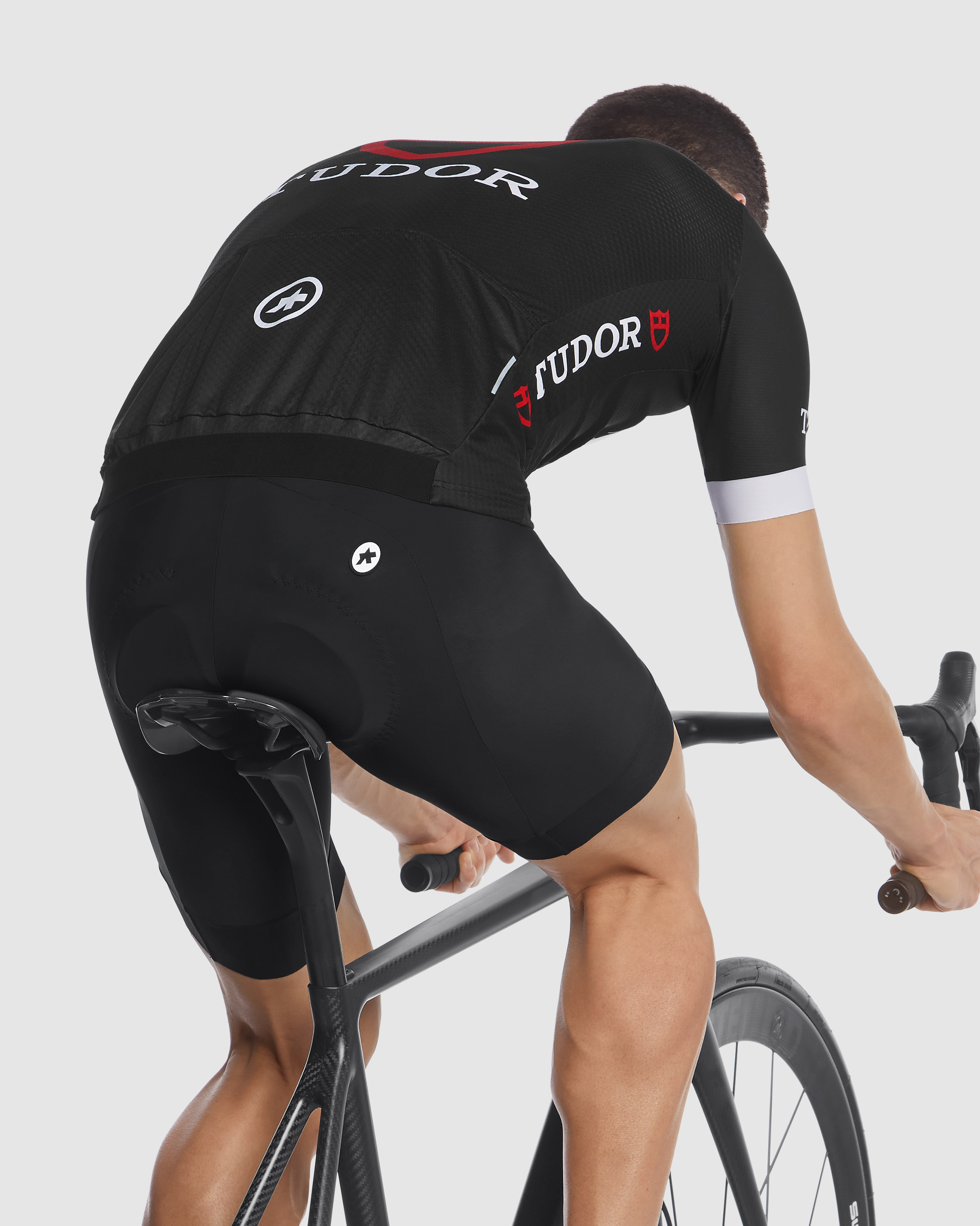 Assos store cycling team