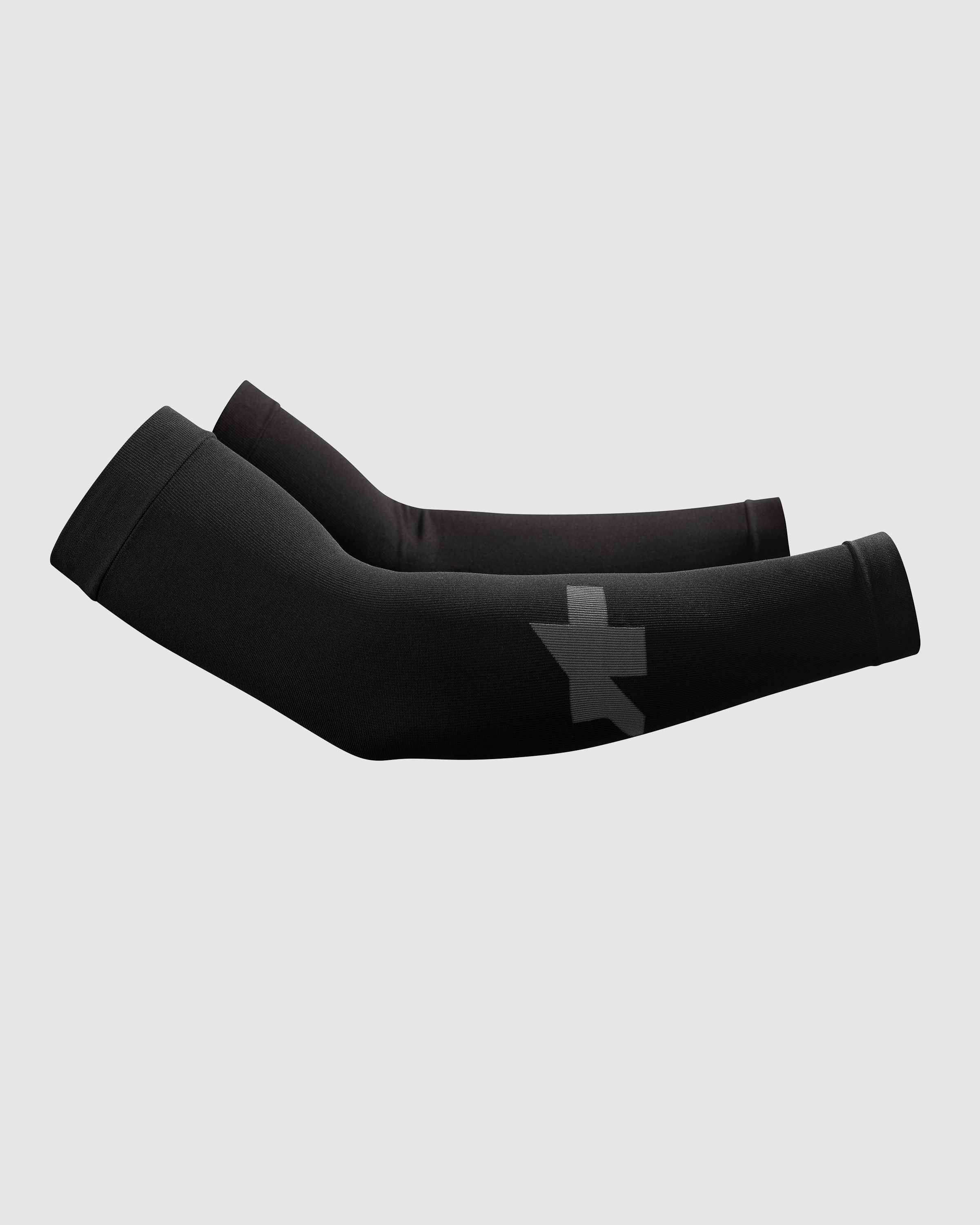 ASSOS SPRING FALL ARM WARMERS EVO ブラック Spring Fall Arm Warmers EVO, | Outlet | ASSOS