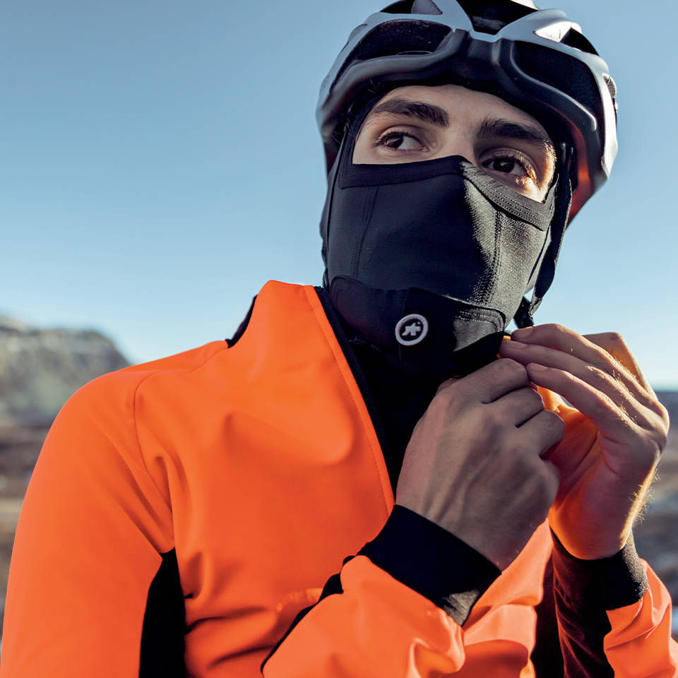 ACCESSORI INVERNALI - ASSOS Of Switzerland - Official Outlet